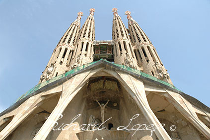 Gaudi Sagrada Familia - Architecture photography