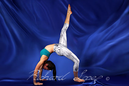 Cakra Asana - Yoga photography